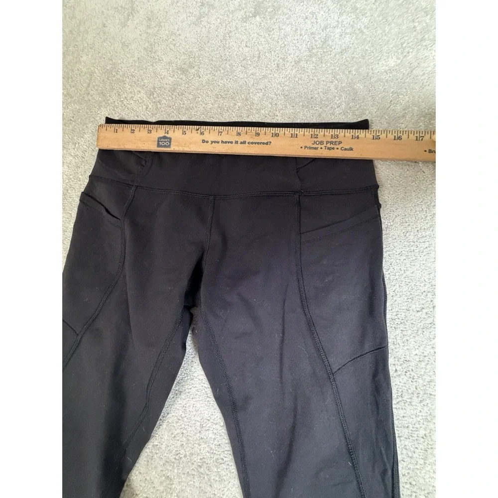 lululemon black leggings Size 8 ruched 25in Pockets